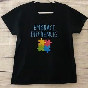 Embrace Differences Autism Awareness Distressed Graphics XL Black 100% Cotton
